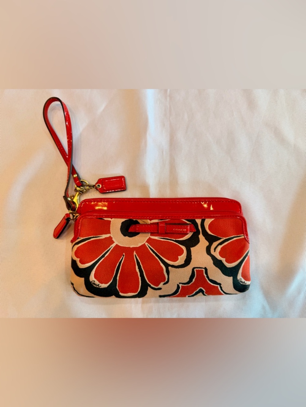 Coach Poppy Double Zip Wallet Floral Scarf Print Patent Leather